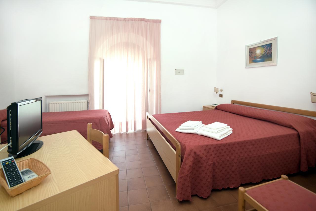 Hotel Timiama Пескичи Экстерьер фото